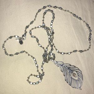 Long fun Lucky brand feather necklace